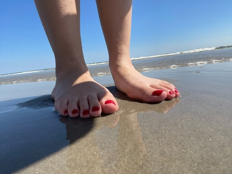 goddessveraa OnlyFans Leak 

 picture 2