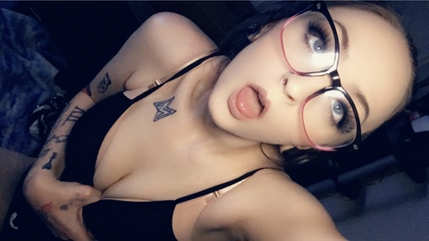 @goddessvessa leaks Onlyfans gallery free 

 picture 2