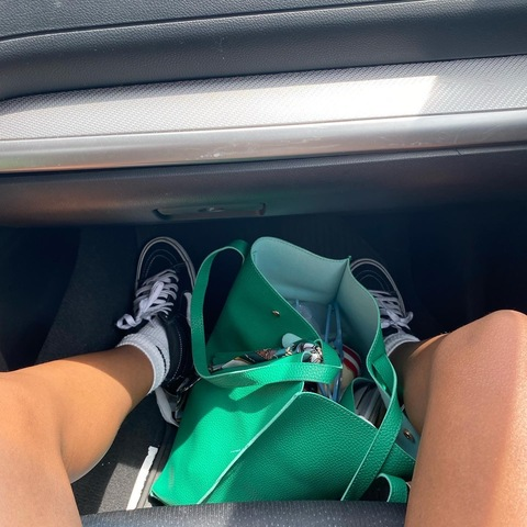@goldengoddesssoshun leak Onlyfans content for free 

 picture 2