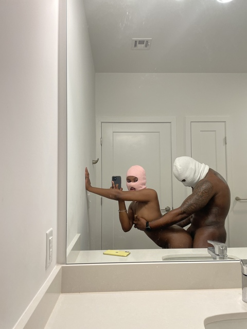 @goldenn.midas leaked Onlyfans videos free 

 picture 2