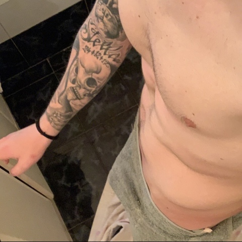 View Matteo99 (good99) OnlyFans 96 Photos and 64 Videos for free 

 picture 2