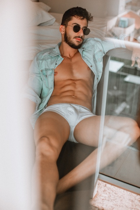 Download goold1556 OnlyFans videos and photos free 

 picture 2