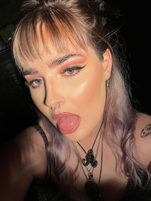 gothhthicc (goththicc) free OnlyFans content 

 picture 2