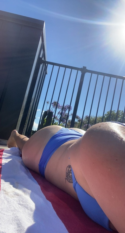 gracee28302 OnlyFans Leaks 

 picture 2