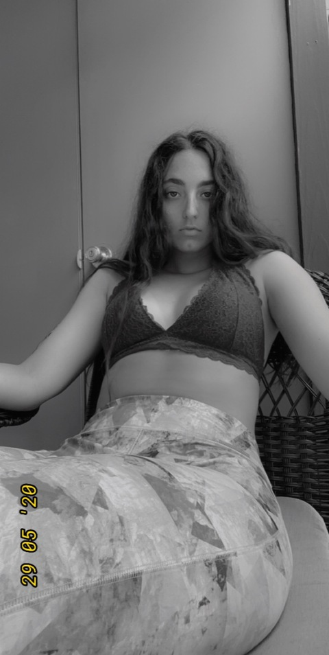 Get Free access to graceevelyn Leaked OnlyFans 

 picture 2