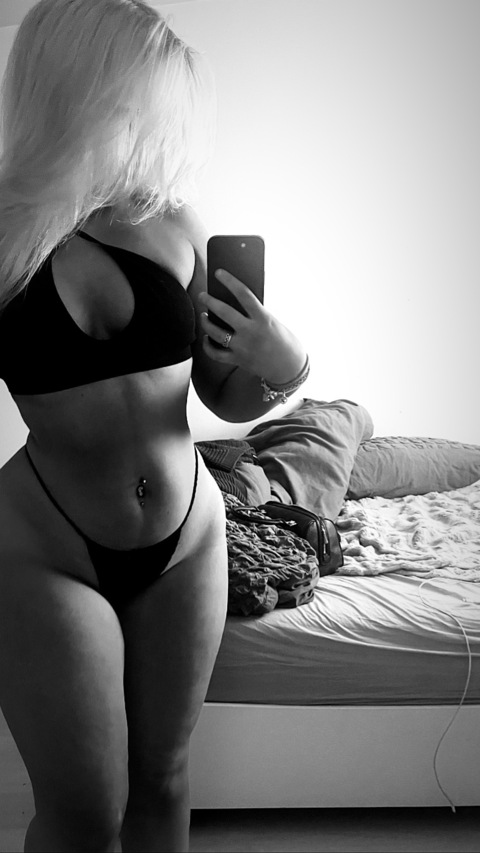 @gracelibsxx leaks Onlyfans content free 

 picture 2