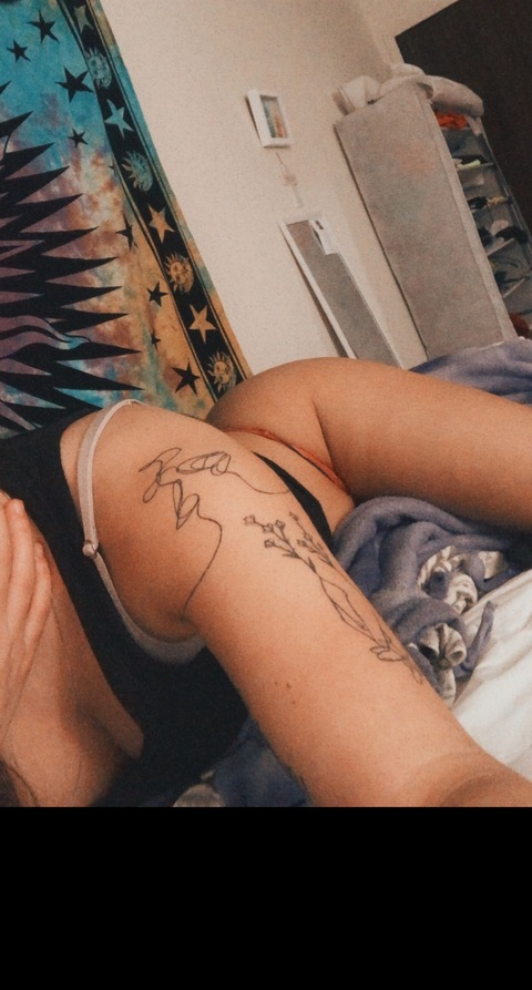 Onlyfans leak gracelynn55 

 picture 2