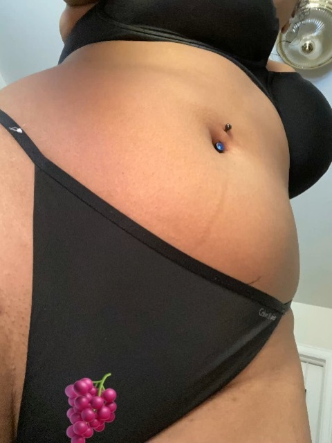 View grapehead0000 (GrapeHead 🍇) OnlyFans 8 Photos and 12 Videos for free 

 picture 2