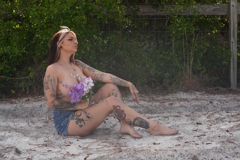 grave_yard_vixen OnlyFans Leak (1295 Photos and 390 Videos) 

 picture 2