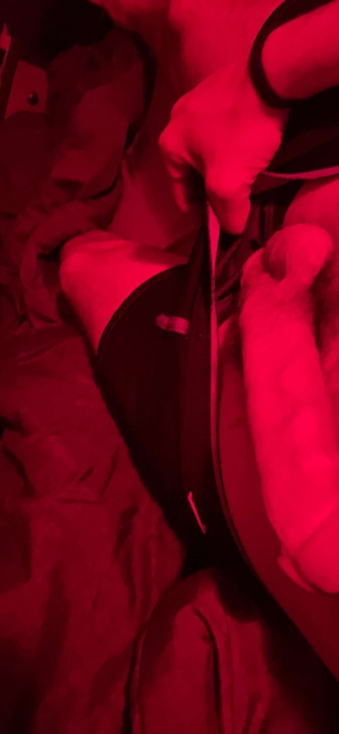Onlyfans leaked greeneyedmixdaddy23 

 picture 2