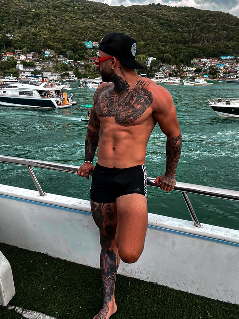 h.santoss (Hugo Santos) OnlyFans Leaked Pictures and Videos 

 picture 2