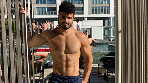 View habibisquiirts OnlyFans videos and photos for free 

 picture 2