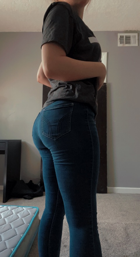 Download hailey_8449 OnlyFans content for free 

 picture 2