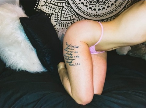 Onlyfans leaked haileym27 

 picture 2