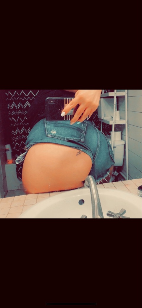 @hailkat69 leaked Onlyfans gallery free 

 picture 2