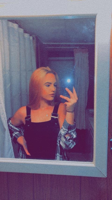 haleylynn222 (Haley) OnlyFans Leaked Videos and Pictures 

 picture 2