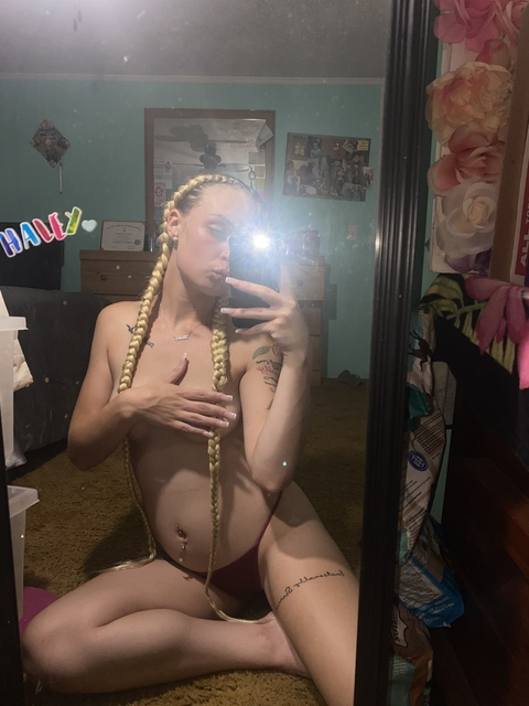 View haleyyyleannnn (HaleyyyLeAnnn) OnlyFans 7 Photos and 2 Videos for free 

 picture 2