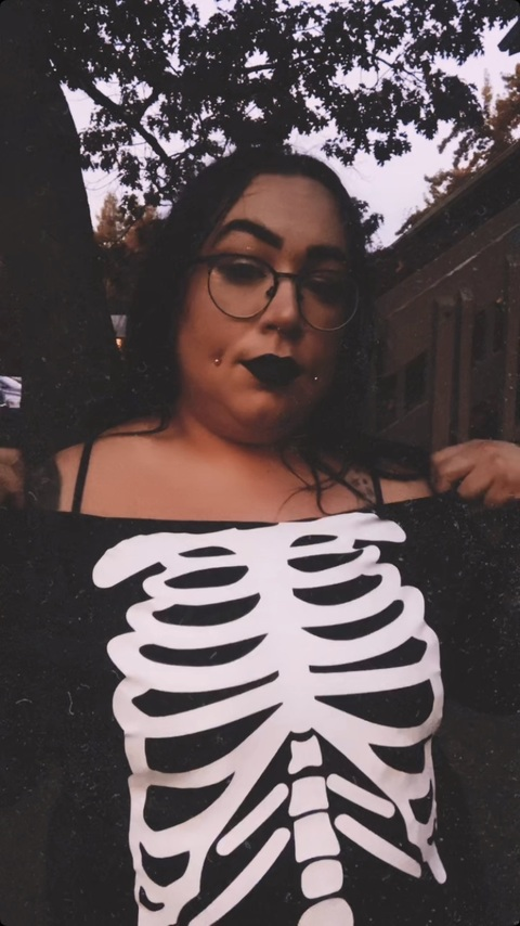 halloweencandyyy OnlyFans Leaked (60 Photos and 37 Videos) 

 picture 2