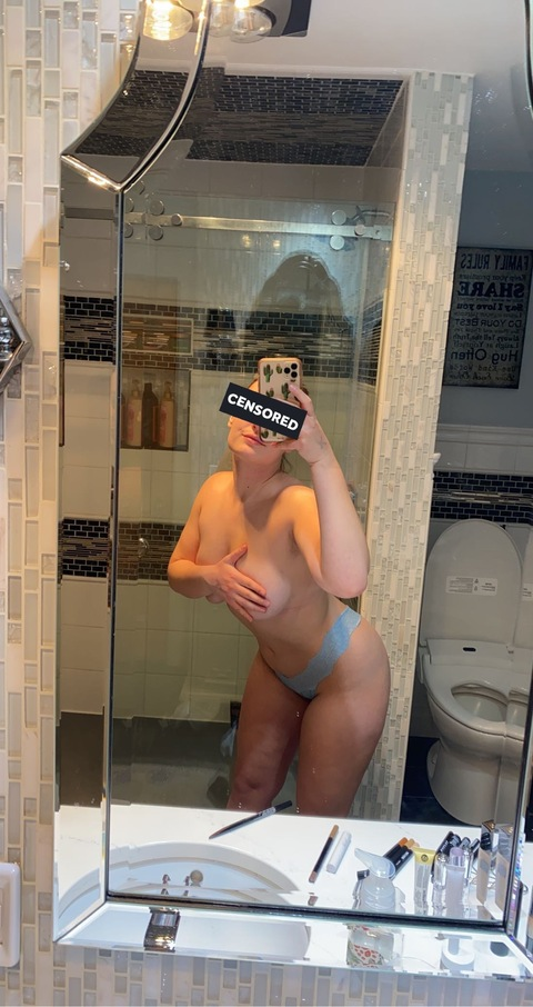 Onlyfans leak halocutes 

 picture 2