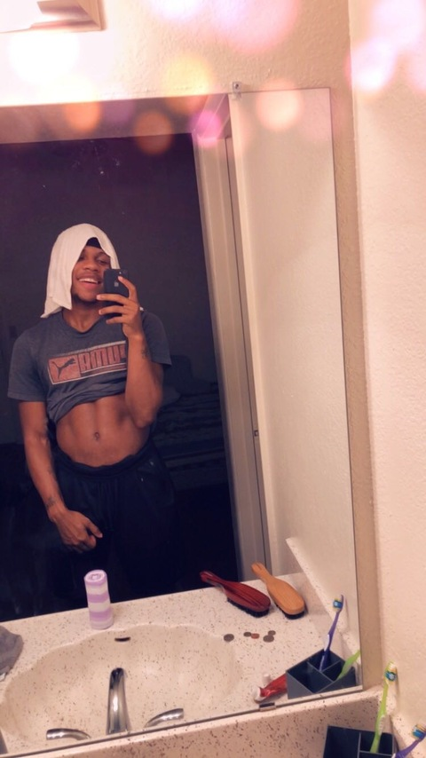Download hankdolla1017 OnlyFans videos and photos for free 

 picture 2