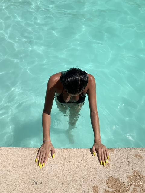 Free access to @hannahdx Leaks OnlyFans 

 picture 2