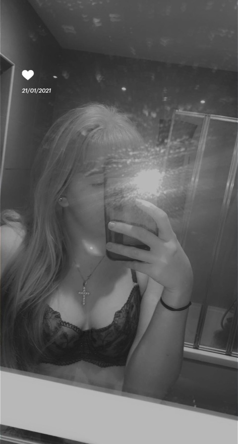 Get Free access to @hannahgreen12 (Hannah Green) Leak OnlyFans 

 picture 2