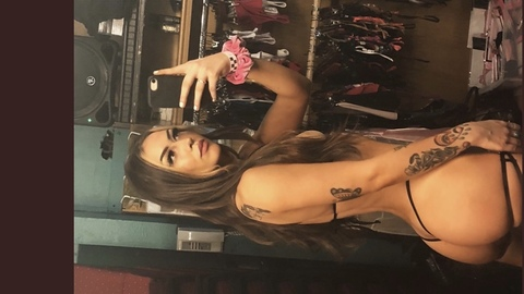 Free access to @hannahxbanana (Goddess Hannah) Leaked OnlyFans 

 picture 2