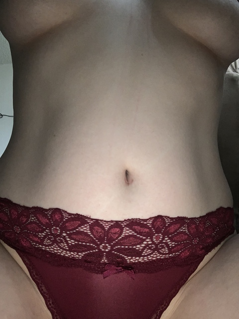 hannareece (Hanna) free OnlyFans Leaks 

 picture 2
