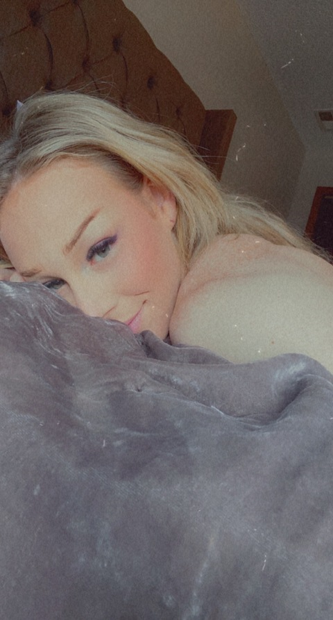 Free access to @hannibanni Leaks OnlyFans 

 picture 2
