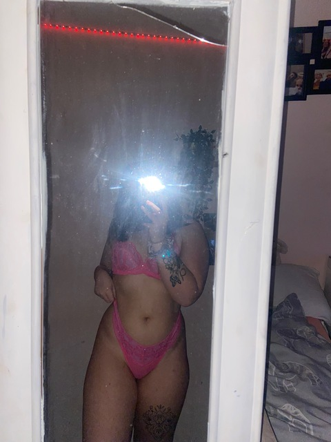 View hanrose1107 OnlyFans videos and photos for free 

 picture 2