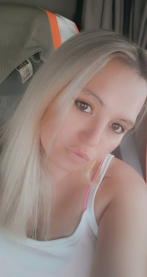 harliequeen1988 (Harlie) free OnlyFans content 

 picture 2