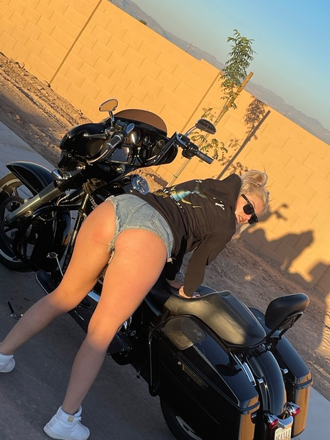Onlyfans leaks harperjones669 

 picture 2