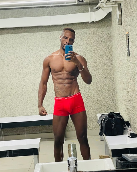harryblackri24 OnlyFans Leaks (67 Photos and 63 Videos) 

 picture 2