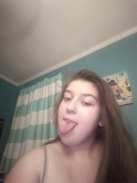 View hazel18 (Hazel-Marie) OnlyFans 0 Photos and 0 Videos for free 

 picture 2