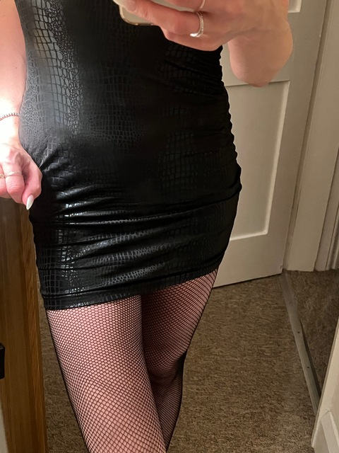 View Heather Veil (heatherveil) OnlyFans 75 Photos and 18 Videos for free 

 picture 2