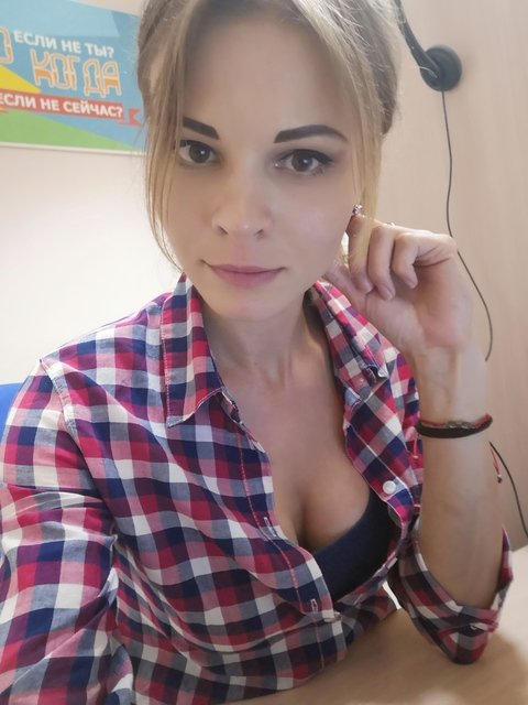 View helena_1691 OnlyFans content for free 

 picture 2