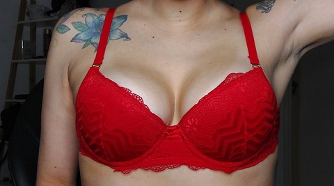View helenahushfree (💫💫🧁 Your New Slave 🧁💫💫) OnlyFans 145 Photos and 35 Videos leaked 

 picture 2