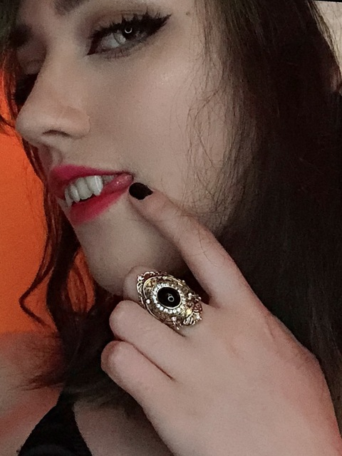 Get Free access to @hellflowers (MAX 𝐇𝐞𝐥𝐥𝐟𝐥𝐨𝐰𝐞𝐫) Leak OnlyFans 

 picture 2
