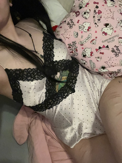 hellgirlexi OnlyFans Leaks 

 picture 2