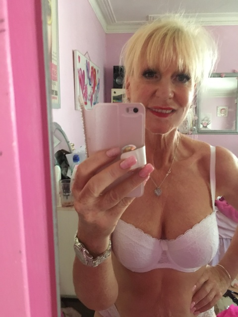 View hello-kitty OnlyFans content for free 

 picture 2