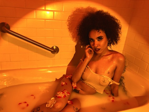 hellogabi30 (Gabi Moran) OnlyFans Leaked Content 

 picture 2