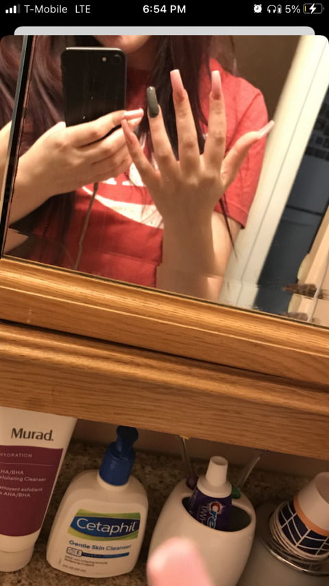 View Henny (hennythebaby) OnlyFans 218 Photos and 117 Videos leaks 

 picture 2