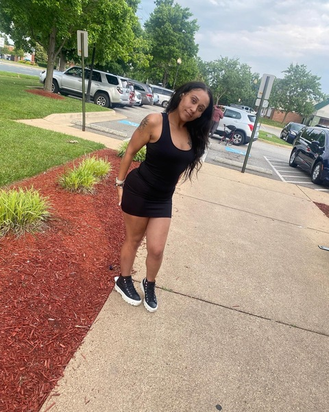 heyyyitssneeshaa OnlyFans Leak 

 picture 2