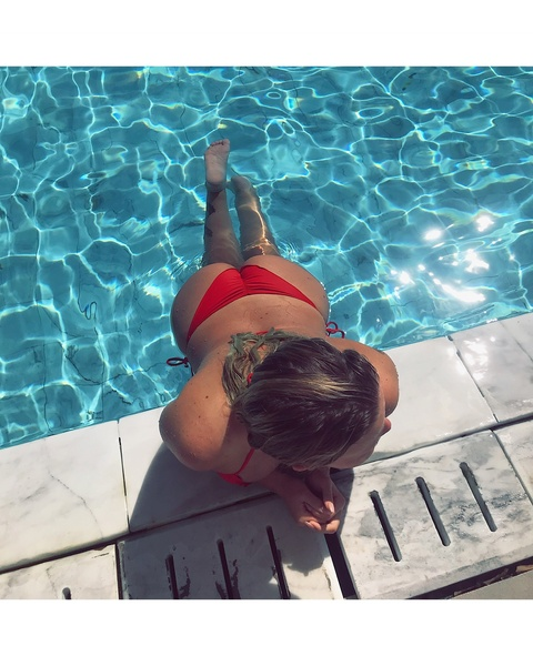 hhelene OnlyFans Leaked 

 picture 2