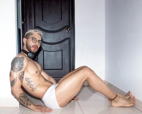 View hijayden (H. Jayden) OnlyFans 66 Photos and 41 Videos leaks 

 picture 2
