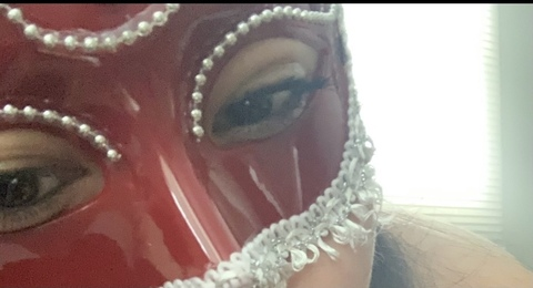 hisnaughtybella (HisNaughtyBella) free OnlyFans Leaked Pictures & Videos 

 picture 2