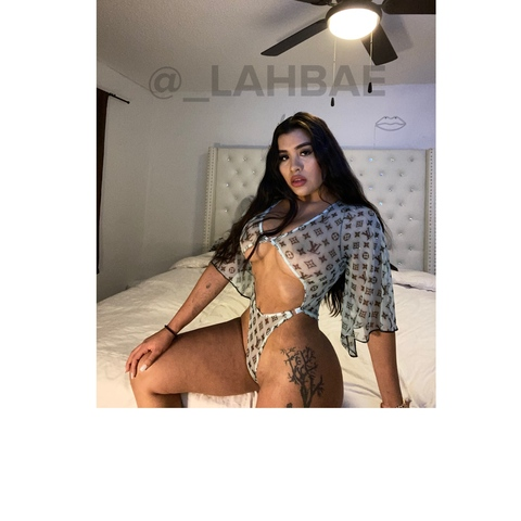 hispanicmami (Roxy 💣🔥) free OnlyFans Leaked Pictures and Videos 

 picture 2