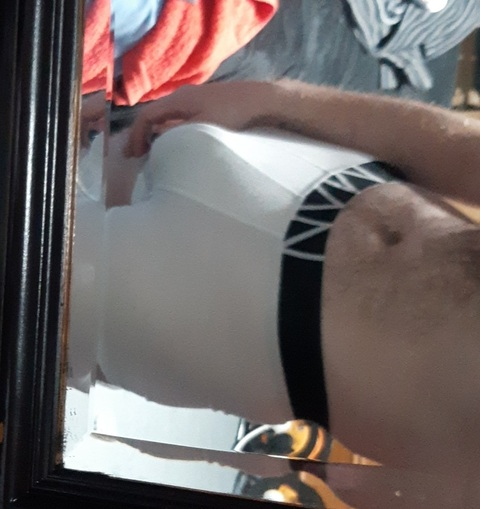 hmxx6917x OnlyFans Leaked 

 picture 2