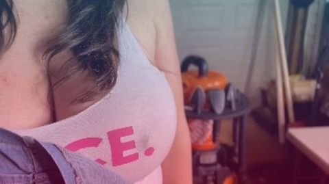 Download hobbyhooters OnlyFans videos and photos free 

 picture 2