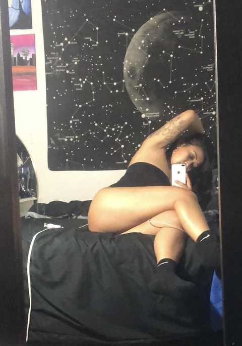 Get Free access to @hollydayseason Leaks OnlyFans 

 picture 2